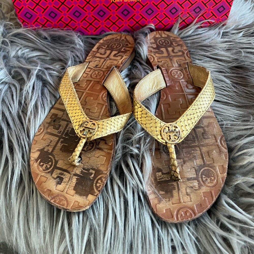 Used sandals size seven need repair